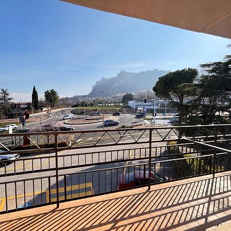 Hotel Crocenzi San Marino Bagian luar foto