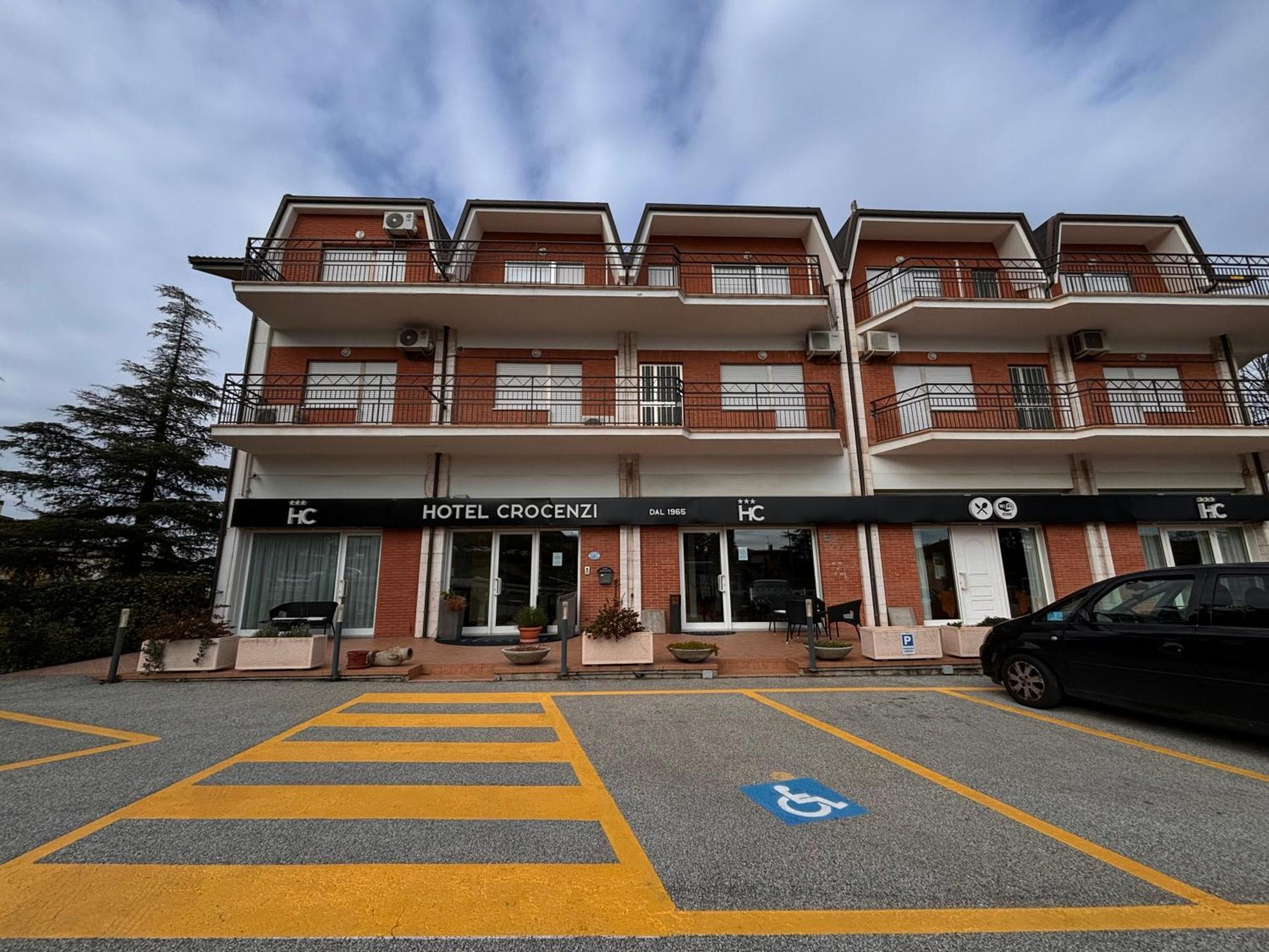 Hotel Crocenzi San Marino Bagian luar foto