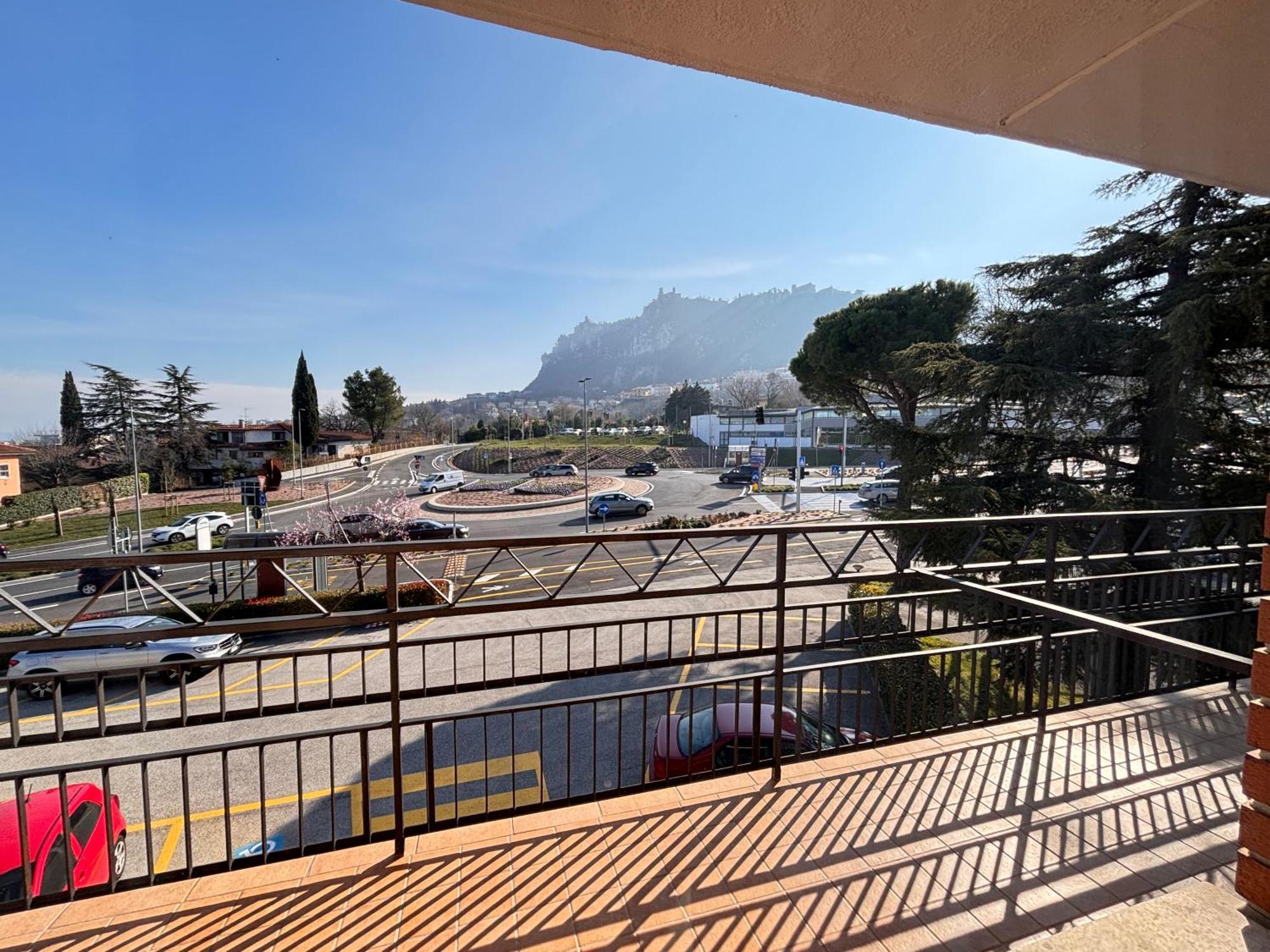 Hotel Crocenzi San Marino Bagian luar foto